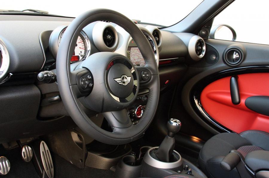  Mini Cooper Countryman 2011 года  (фото 29 из 160)